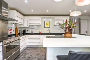 Kitchen- click for photo gallery